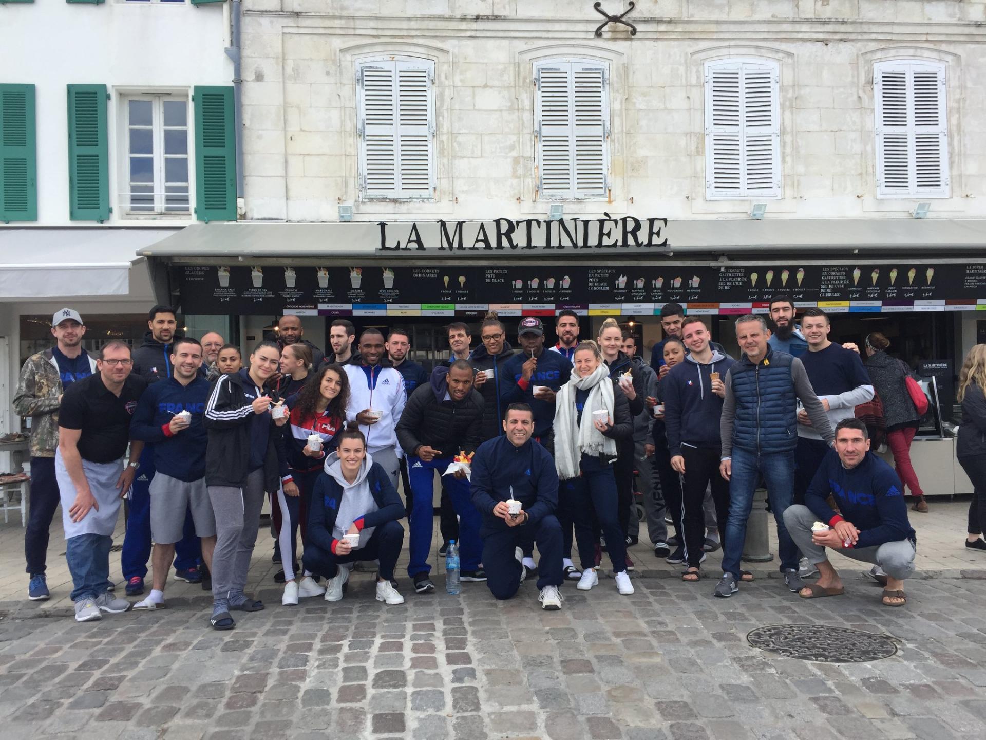 Pause glacéé pour l'Equipe de France à La Martinière